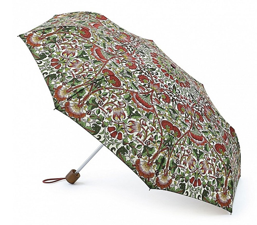 Зонт женский Morris & Co Minilite, механический, 3 сложения, цвет: мультиколор. L757-2795L757-2795 Lodden Зонт женский Morris & Co Minilite, механический, 3 сложения, цвет: мультиколор. L757-2795L757-2795 LoddenСтильный механический зонт Morris & Co Minilite в 3 сложения даже в ненастную погоду позволит вам оставаться элегантной. Облегченный каркас зонта выполнен из 8 спиц из фибергласса и алюминия, стержень также изготовлен из алюминия, удобная рукоятка - из дерева. Купол зонта выполнен из прочного полиэстера и оформлен оригинальным красочным принтом. В закрытом виде застегивается хлястиком на липучку. Зонт механического сложения: купол открывается и закрывается вручную до характерного щелчка. На рукоятке для удобства есть небольшой шнурок, позволяющий при необходимости надеть зонт на руку. К зонту прилагается чехол. Такой зонт компактно располагается в глубоком кармане, сумочке, дверке автомобиля.