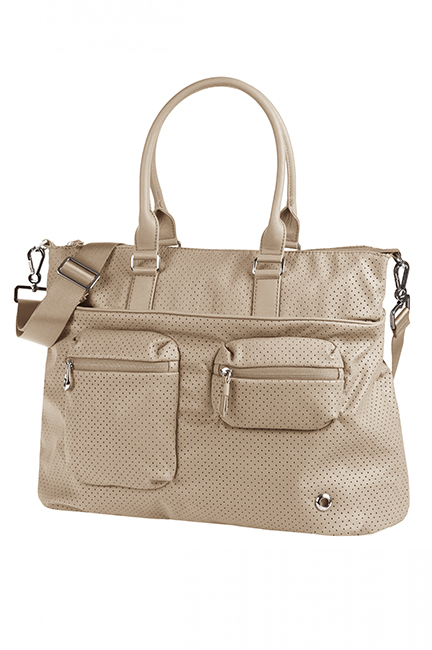 Сумка женская Samsonite, цвет: бежевый. 93V-5200893V-52008 Сумка женская Samsonite, цвет: бежевый. 93V-5200893V-52008Женская сумка Samsonite изготовлена из полиуретана и оформлена металлической фурнитурой. Изделие содержит одно основное отделение, закрывающееся на застежку-молнию. Внутри отделения расположены два накладных кармашка для мелочей и врезной карман на молнии. Лицевая сторона сумки дополнена вместительным карманом на молнии и двумя объемными кармашками, каждый из которых закрывается на молнию. На задней стороне изделия расположен карман на застежке-молнии. Сумка оснащена двумя удобными ручками и наплечным ремнем регулируемой длины.