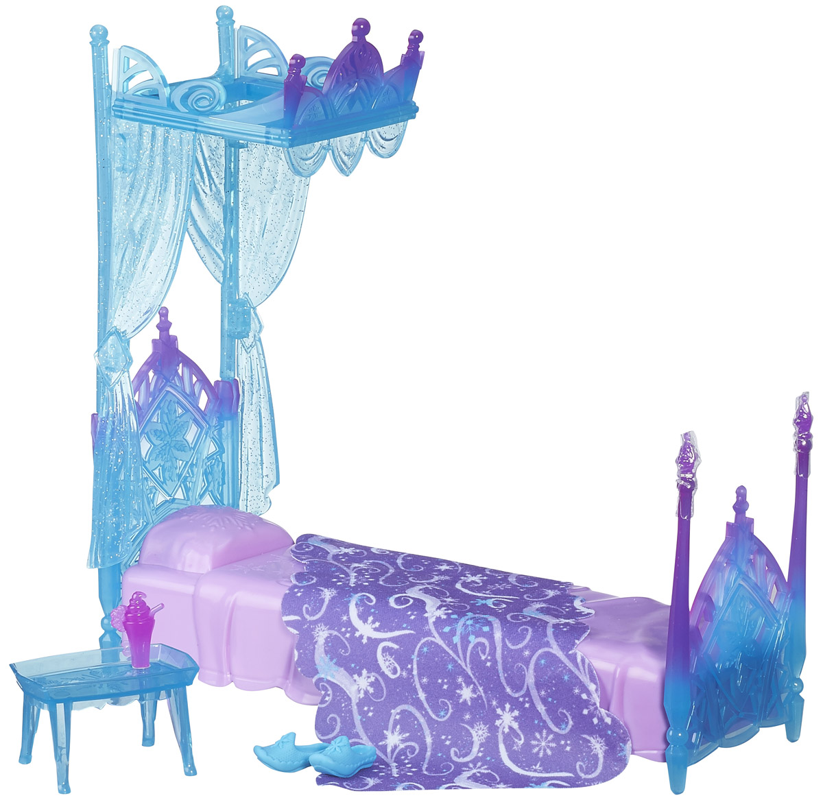 Disney Frozen Мебель для кукол Постель с ледяным балдахиномB5175EU4_5177 Disney Frozen Мебель для кукол Постель с ледяным балдахиномB5175EU4_5177Мебель для кукол Disney Frozen Постель с ледяным балдахином - кровать, созданная специально для принцессы Эльзы. Этот предмет мебели создаст настоящий уют. Односпальная кровать рассчитана под стандартный размер куклы. Кровать покрывается фиолетовым пледом с изображенным на нем стильным узором. Также в комплект входят дополнительные аксессуары, например, прикроватный столик и легкий перекус, который иногда так необходим принцессе перед сном! Чтобы ножки принцессы не мерзли, в наборе имеются тапочки голубого цвета, которые легко оденутся на ножку будущей королевы. Весь набор изготовлен из прочного и безопасного пластика. Кукла продается отдельно.