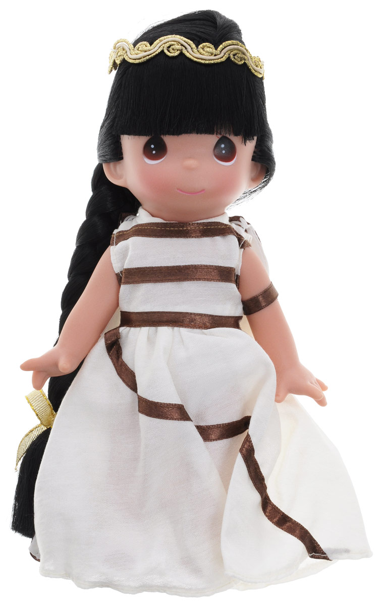 Precious Moments Кукла Афина Греция3534 Precious Moments Кукла Афина Греция3534Коллекция кукол Precious Moments насчитывает на сегодняшний день более 600 видов. Куклы изготавливаются из качественного и безопасного материала. Каждый год в коллекцию добавляются все новые и новые модели. Каждая кукла имеет свой неповторимый образ и характер. Она может быть подарком на память о каком-либо событии в жизни. Куклы выполнены с любовью и нежностью, которую дарит нам известная волшебница - создатель кукол Линда Рик! Кукла Афина. Греция с темными длинными волосами одета как настоящая девушка из Греции. На ногах - белые босоножки. У девочки большие карие глаза. Вся одежда съемная. Кукла научит ребенка взаимодействовать с окружающими, а также поспособствует развитию воображения, логики и тактильного восприятия. Кукла станет отличным подарком для девочки, а также ценным экспонатом любой коллекции кукол.