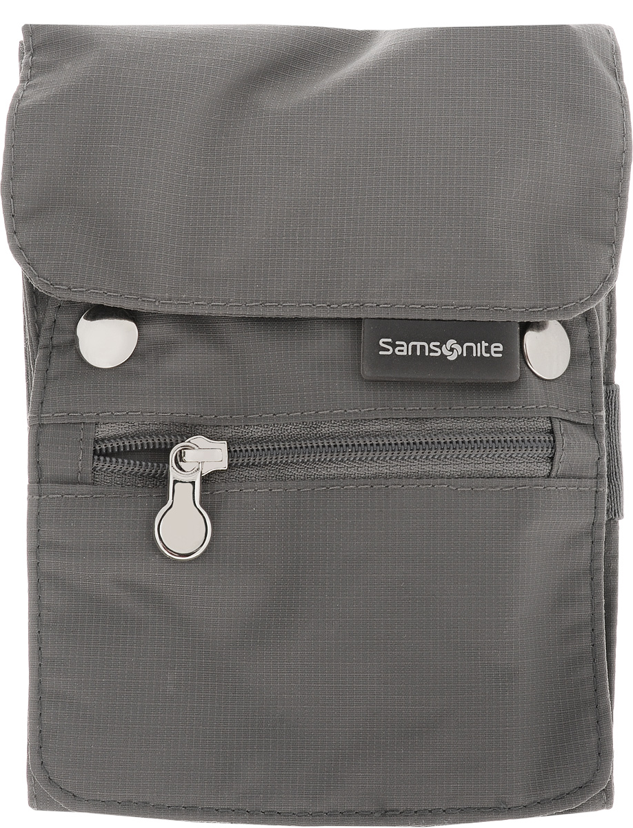 Сумка для документов SamsoniteU23-18513 Сумка для документов SamsoniteU23-18513Практичная сумка для документов Samsonite выполнена из высококачественного нейлона. Изделие содержит одно вместительное отделение и шесть карманов. Отделение и два кармана закрываются на застежку-молнию. Сумка шнурком с фиксатором для переноски. Такая сумка идеально подойдет для поездок, в нее можно положить все необходимые документы.