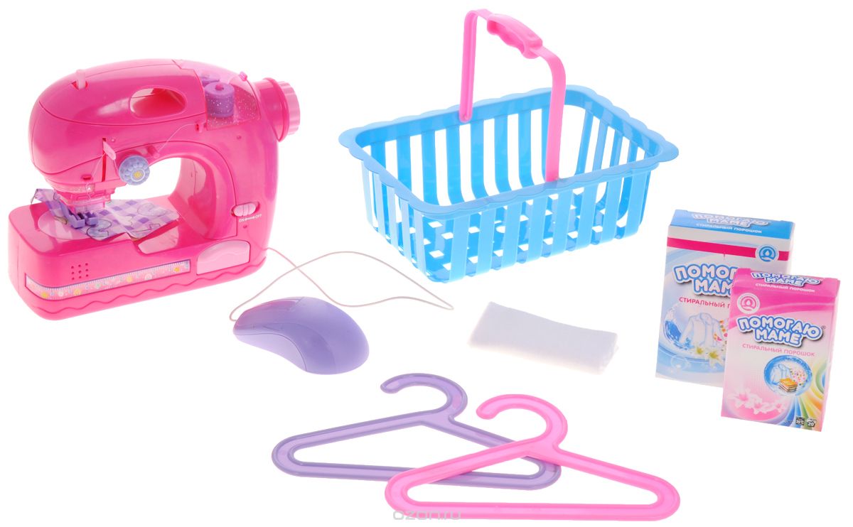 ABtoys Игровой набор Швейная машинка цвет розовыйPT-00229 ABtoys Игровой набор Швейная машинка цвет розовыйPT-00229Игровой набор ABtoys Швейная машинка привлечет внимание вашей малышки. Это отличный набор для юной рукодельницы. Он поможет девочке освоить основы шитья в веселой и безопасной игровой форме. Швейная машинка оснащена световыми и звуковыми эффектами. Машинка оборудована отсеком для трех катушек ниток и удобной ручкой, с помощью которой ее можно переносить. На фронтальной стороне корпуса машинки расположен рычажок - передвиньте его вправо, и заиграет музыка. Контейнер для хранения швейных принадлежностей поможет девочке обеспечить порядок на рабочем месте. Благодаря ему, швейные принадлежности не потеряются и всегда будут под рукой. Необходимо купить 3 батарейки напряжением 1,5V типа АА (не входят в комплект).