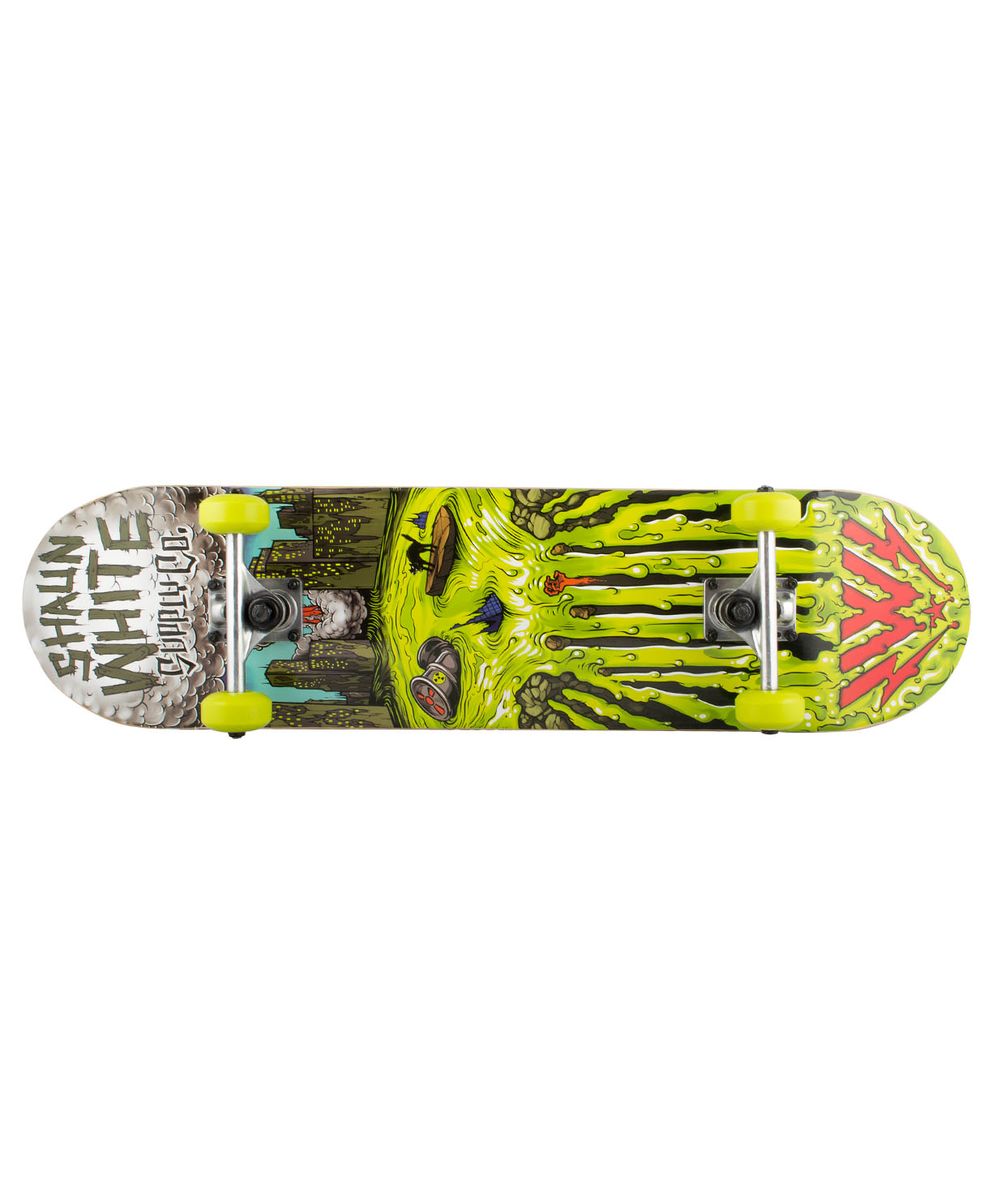 Скейтборд Shaun WHITE-5 Channel, 31,5Х8, ABEC-5УТ-00008236 Скейтборд Shaun WHITE-5 Channel, 31,5Х8, ABEC-5УТ-00008236Скейтборд Channel, 31,5Х8 - это скейтборд для подростков и взрослых, тех, кто продолжает осваивать или уверенно стоит на доске. На данной доске уже можно уверенно учиться трюкам, так как в конструкции скейта присутствует алюминиевая подвеска, стойкая к ударам и износу. Наличие подшипников ABEC 5 создает более комфортное движение самоката, чем у его предшественников с ABEC 3. Алюминиевая подвеска, ПВХ колеса, 31-ти дюймовая дека, индивидуальный дизайн. Технические характеристики: Дека: китайский клен, 9 слоев Размер деки: 31,5 дюйма Максимальный вес пользователя, кг: 100 Подвеска: алюминий Колеса: PVC Подшипники: ABEC-5 Производство: КНР