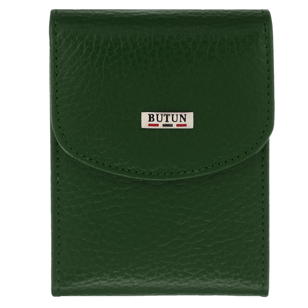 Футляр для визиток Butun, цвет: зеленый. 833-004 075833-004 075 Футляр для визиток Butun, цвет: зеленый. 833-004 075833-004 075Футляр для визиток Butun - это яркий и стильный аксессуар для бизнеса, необходимый каждому современному человеку. Он позволит хранить ваши визитки, дисконтные и банковские карты в одном месте, и надежно сбережет их от повреждений, пыли и влаги. Футляр выполнен из натуральной кожи с подкладкой из шелка. Футляр включает в себя основной блок, состоящий из 10 прозрачных двусторонних пластиковых кармашков для карт. На внутренней стороне обложки расположены два дополнительных прозрачных кармашка. Футляр закрывается на практичный клапан с кнопкой. Футляр для визиток Butun станет великолепным подарком ценителю современных практичных вещей. Высокое качество исполнения и блестящий дизайн, сочетающий классический стиль с элегантным оформлением, сделают его отличным подарком для любого человека, ценящего свой комфорт. Изделие упаковано в фирменную коробку с логотипом фирмы Butun.