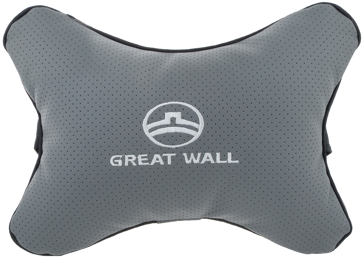 Подушка автомобильная Autoparts Great Wall, на подголовник, цвет: серый, белый, 30 х 20 смМ32_серый Подушка автомобильная Autoparts Great Wall, на подголовник, цвет: серый, белый, 30 х 20 смМ32_серыйАвтомобильная подушка Autoparts Great Wall, выполненная из эко-кожи с мягким наполнителем из холлофайбера, снимает усталость с шейных мышц, обеспечивает правильное положение головы и амортизирует нагрузки на шейные позвонки при резком маневрировании. Ее можно зафиксировать на подголовнике с помощью регулируемого по длине ремня. На изделии имеется молния, с помощью которой вы с легкостью сможете поменять наполнитель. Если ваши пассажиры захотят вздремнуть, то подушка под голову окажется очень кстати и поможет расслабиться.