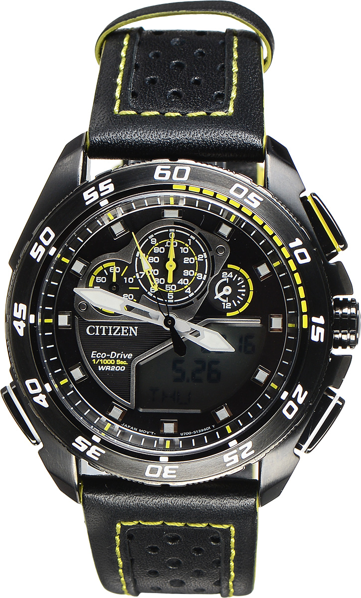 Часы наручные мужские Citizen Eco-Drive, цвет: черный, желтый. JW0125-00EJW0125-00E Часы наручные мужские Citizen Eco-Drive, цвет: черный, желтый. JW0125-00EJW0125-00EМногофункциональные спортивные мужские часы Citizen Eco-Drive с поворотным безелем выполнены из нержавеющей стали. Циферблат изделия оформлен символикой бренда. Часы оснащены функцией хронографа, функцией отображения времени в формате 12/24, функцией мирового времени, будильником, секундомером и таймером. Корпус часов обладает степенью влагозащиты 20 bar, оснащен аналоговым и цифровым циферблатами, а также антибликовым сапфировым стеклом. Стильный кожаный ремешок, идеально дополняющий корпус изделия, оснащен практичной пряжкой, которая позволит максимально комфортно снимать и надевать часы. Современная технология Eco-Drive позволяет заряжать аккумулятор изделия с помощью любого естественного или искусственного источника света. Часы поставляются в фирменной упаковке. Часы Citizen Eco-Drive подчеркнут мужской характер и отменное чувство стиля у их обладателя.