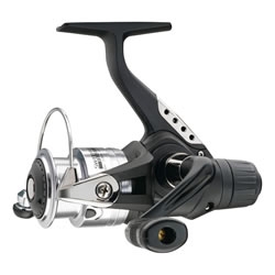 Катушка безынерционная Daiwa Sweepfire 2050 X, задн. фрикцион, 1+1 подш. 2355923559 Катушка безынерционная Daiwa Sweepfire 2050 X, задн. фрикцион, 1+1 подш. 2355923559Новая серия катушек с задним фрикционом - 1 подшипник + 1 роликовый подшипник - Передаточное отношение 5,2:1 - Алюминиевая шпуля - Закручивающаяся рукоятка Daiwa - 2 варианта формы клавиш рукоятки(I-Shape & T-shape) на 2 подшипниках - Обычная дужка