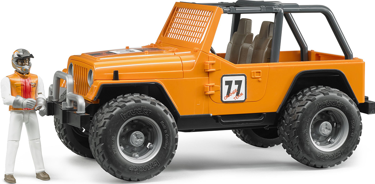 Bruder Внедорожник Cross Country Racer с гонщиком цвет оранжевый02-542 Bruder Внедорожник Cross Country Racer с гонщиком цвет оранжевый02-542Внедорожник Bruder Cross Country Racer, выполненный из прочного безопасного материала, отлично подойдет ребенку для различных игр. В комплект также входит фигурка гонщика. Фигурка водителя дополнена шлемом и перчатками. Внедорожник отличается высокой детализацией. Внедорожник оснащен фаркопом. Лобовое стекло заменено защитной решеткой для гонок по бездорожью. Дверь водителя, пассажира и задняя двери открываются. В салон помещается небольшая фигурка или игрушка. Колеса внедорожника прорезинены, передние колеса поворачиваются рулем. Порадуйте своего ребенка таким замечательным подарком!