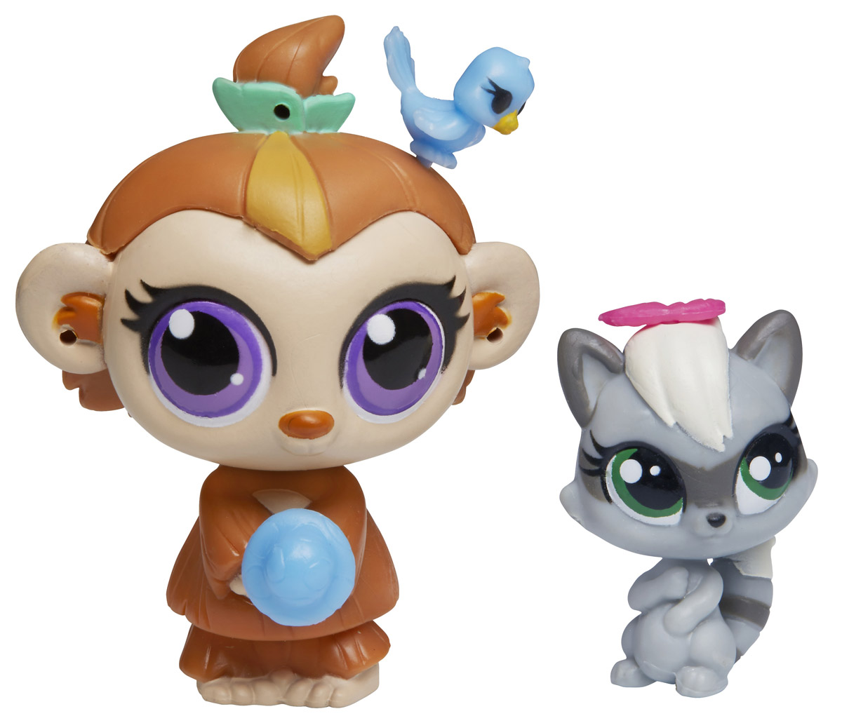 Littlest Pet Shop Набор фигурок Mushroom Lee и Snears StymieA7313EU4_A8424 Littlest Pet Shop Набор фигурок Mushroom Lee и Snears StymieA7313EU4_A8424Набор фигурок Littlest Pet Shop Mushroom Lee и Snears Stymie приведет в восторг вашего ребенка. Набор состоит из зверюшки с качающейся головой, ее малыша и трех аксессуаров, с помощью которых ваша дочурка сможет украшать своих любимых питомцев. Благодаря маленьким размерам фигурок, ребенок сможет брать их с собой на прогулку или в гости. Порадуйте своего ребенка таким замечательным подарком, и он проведет множество увлекательных часов, играя с ним и придумывая свои удивительные истории!