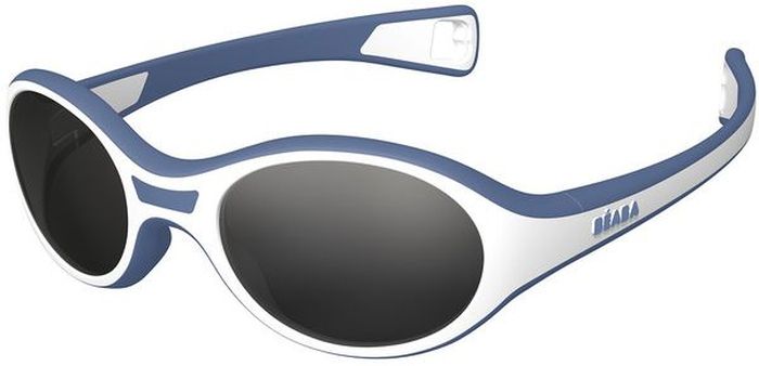 Beaba Солнцезащитные очки детские Sunglasses Kids 360 M категория 3 цвет голубой930262 Beaba Солнцезащитные очки детские Sunglasses Kids 360 M категория 3 цвет голубой930262Детские очки Kid M Beaba - идеальная защита от агрессивных УФ лучей. Детские очки Kid M Beaba 3 категории защитят кроху от УФ лучей при любых обстоятельствах: на прогулке, на море, в горах. Детские очки Kid M Beaba. Качество и безопасность с оптимальной защитой от ультрафиолетовых лучей (UVA, UVB) - 3 категория. Эргономичная оправа 360°. Специально разработанная из двух дополняющих друг друга материалов гибкая оправа повторяет морфологию головы малыша, не давит за ушами. Благодаря более нежному внутреннему слою, очки не давят на нос. Благодаря загнутым дужкам очки не слетают при движении малыша. Основа – полипропилен и СЕБС. Небьющиеся стекла. С 12 месяцев, первые шаги. Сделано во Франции Офтальмологи со всего мира все чаще говорят о необходимости защиты детских глаз от агрессивного солнца. Данная тенденция ничуть не является данью моде, а становится острой необходимостью, которую врачи осознали благодаря современным исследованиям.