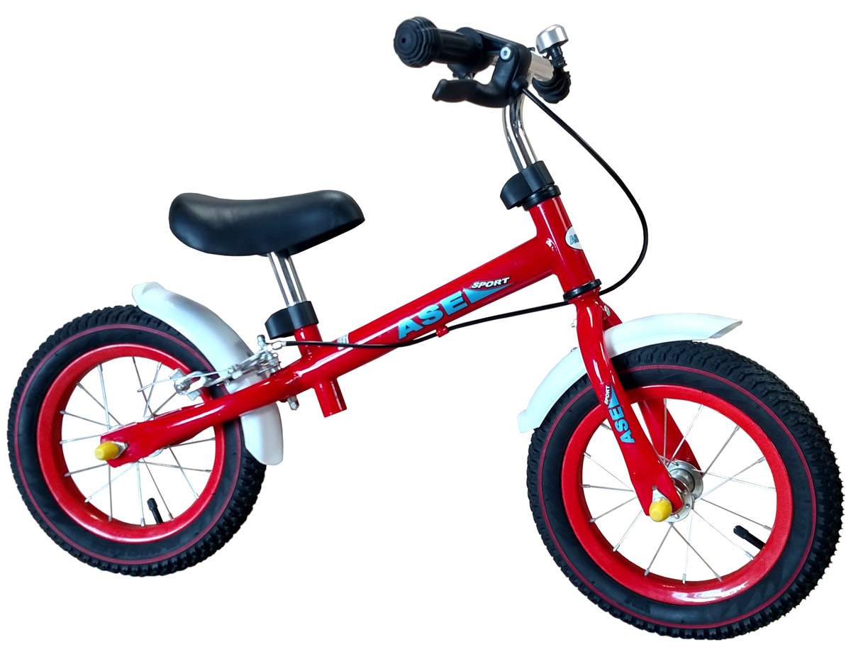 Ase-Sport Беговел с ручным тормозомASE-kids balance bike RED Ase-Sport Беговел с ручным тормозомASE-kids balance bike REDБеговел (беговой велосипед) предназначен для детей от 3-х лет. Имеет безопасную, прочную конструкцию, удобный руль и специальное сиденье. Они рассчитаны научить кататься ребенка на двухколесном велосипеде, минуя трехколесные и четырехколесные. Данная модель имеет современный дизайн, регулируемую высоту сиденья и рулевого колеса, мягкое и удобное сиденье, ручной тормоз, что упрощает управление. Подходят как для мальчиков, так и для девочек.