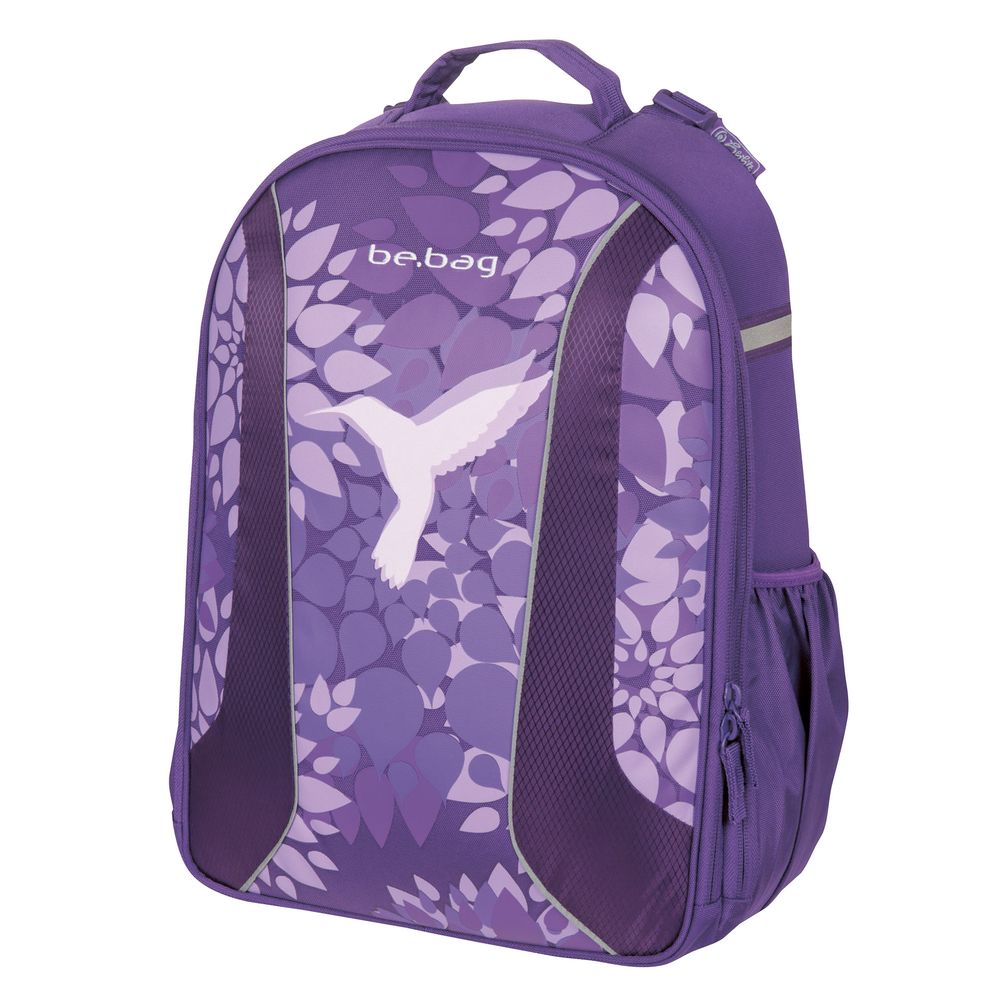 Herlitz Ранец школьный для девочки BE.BAG Airgo Free Bird цвет фиолетовый11409976 Herlitz Ранец школьный для девочки BE.BAG Airgo Free Bird цвет фиолетовый11409976Ранец для девочки BE.BAG Airgo Free Bird подарит ребенку удобство и стильный внешний вид. Исполненный из полиэстера, он имеет два основных отделения на застежке- молнии, два боковых кармана на резиночке и широкие мягкие регулируемые лямки. Ткань ранца пропитана водоотталкивающим составом. Для удобства переноски рюкзак снабжен ручкой, а чтобы ребенка можно было распознать на дороге в сумерки - светоотражателями. Вес ранца меньше килограмма.