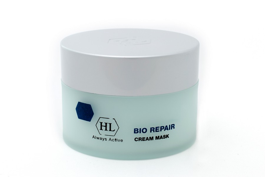 Holy Land Питательная маска Bio Repair Cream Mask 50 мл103087 Holy Land Питательная маска Bio Repair Cream Mask 50 мл103087Интенсивная питательная крем-маска. Действие:Питательное, восстанавливающее, отбеливающее и подтягивающее действие. Смягчает кожу и улучшает ее структуру. Разглаживает морщины. Сокращает расширенные капилляры, оказывает антикуперозное действие. В послеоперационном периоде маскирует пятна, покраснения, расширенные капилляры и дисхромии. Активные компоненты: Repair Complex, пчелиный воск (противовоспалительное, ранозаживляющее, смягчающее и увлажняющее действие), лимонная кислота, диоксид титана, гуазулен. Repair Complex запатентованный комплекс растительных экстрактов и масел, обладающий уникальным восстанавливающим и сосудоукрепляющим действием. Гуазулен компонент эфирного масла цветков ромашки. Оказывает регенерирующее, успокаивающее, противовоспалительное и противоаллергическое действие.