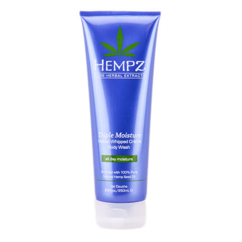 Hempz Гель для душа Тройное Увлажнение Triple Moisture Herbal Body Wash 250 мл676280018426 Hempz Гель для душа Тройное Увлажнение Triple Moisture Herbal Body Wash 250 мл676280018426Нежный увлажняющий крем-гель для душа тройного действия Hempz, обогащен 100% очищенным натуральным маслом конопляного семени и запатентованным комплексом для интенсивного увлажнения Triple Moisture Complex, в составе которого увлажняющее масло янгу, антивозрастной экстракт яблока и экстракт императы цилиндрической, богатый калием. Нежный крем-гель для душа тройного действия, мягко очищает даже очень сухую кожу и интенсивно увлажняет в течение 24 часов. Завораживающий аромат грейпфрута. Без парабенов, сульфатов и глютенов.