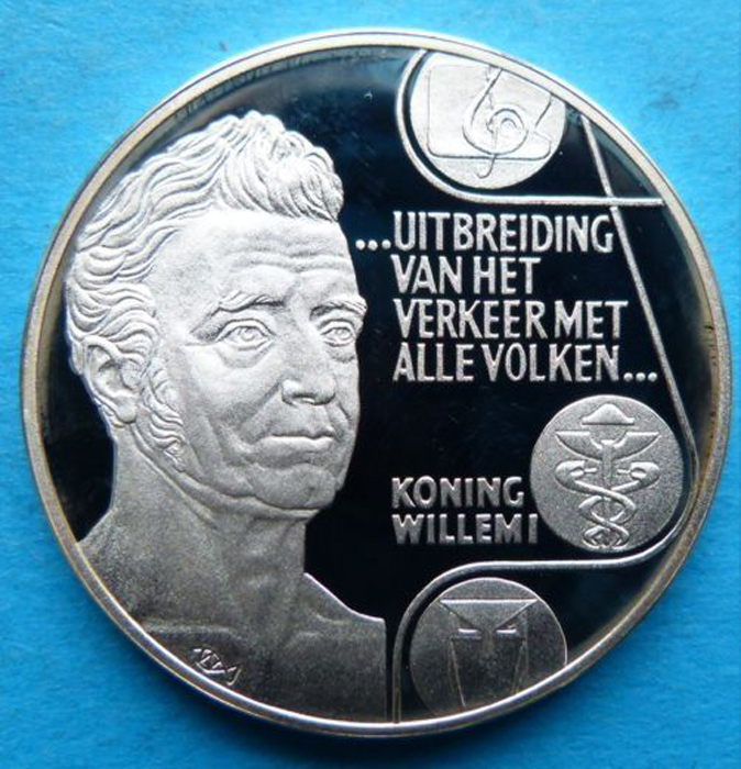 Монета 25 экю. Виллем I. Нидерланды, 1992 год (Proof)791504 Монета 25 экю. Виллем I. Нидерланды, 1992 год (Proof)791504Монета 25 экю. Виллем I Фредерик. Нидерланды, 1992 год (Proof). Белый металл. Диаметр 3,8 см. Вес 25 г. Сохранность - Proof (PF) / Полированная. Реверс: DE NEDERLANDEN * 25 ECU * 1992 *CONCORDIA RES PARVAE CRESCUNT*. Аверс: портрет короля Виллема I в 3/4; легенда: ...UITBREIDING VAN HET VERKEER MET ALLE VOLKEN...KONING WILLEM I. Соотношение осей аверса и реверса: 6. Гурт гладкий. Гравер - Willem Vis.