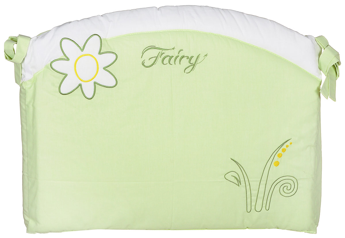 Fairy Бортик в кроватку На лугу5689 Fairy Бортик в кроватку На лугу5689Бортик в кроватку Fairy На лугу придаст кроватке дополнительный уют! Бортик крепится к кроватке с помощью специальных завязок, благодаря чему его можно поместить в любую детскую кроватку. Изготовлен из высококачественного 100% хлопка и антибактериального, гипоаллергенного, дышащего наполнителя - холлофайбера. Бампер защитит ребенка от возможных ударов о деревянные или металлические части кроватки. Размер: 185 х 54 см. Борт можно стирать вручную мягким моющим средством.