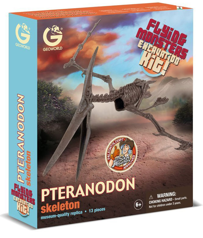 Geoworld Модель для раскопок ПтеранодонCL755K Geoworld Модель для раскопок ПтеранодонCL755KНабор для проведения раскопок Птеранодон от Geoworld познакомит вашего ребенка с интересными доисторическими обитателями нашей планеты! Набор содержит прекрасно выполненную модель скелета птеранодона, которую ребенку сначала предстоит выкопать из гипсовой формы при помощи специальных мини-палеонтологических инструментов, входящих в комплект, а затем выкопанный скелет собрать! В наборе: скелет динозавра в гипсе, 1 молоточек, 1 долото, 1 кисть, информационный буклет. В наборе 13 деталей. Игрушки данного производителя рассчитаны на детей школьного возраста, так как в коллекции большое количество сборных моделей, каждая модель сопровождается информационным буклетом, содержащим в себе подробные научные сведения. Основными темами коллекции являются палеонтология, выраженная в аутентичных ископаемых и скелетах динозавров, и геология, дающая возможность совершать открытия в области минералов и драгоценных камней. Вся продукция является оригинальной и уникальной, так как содержит...