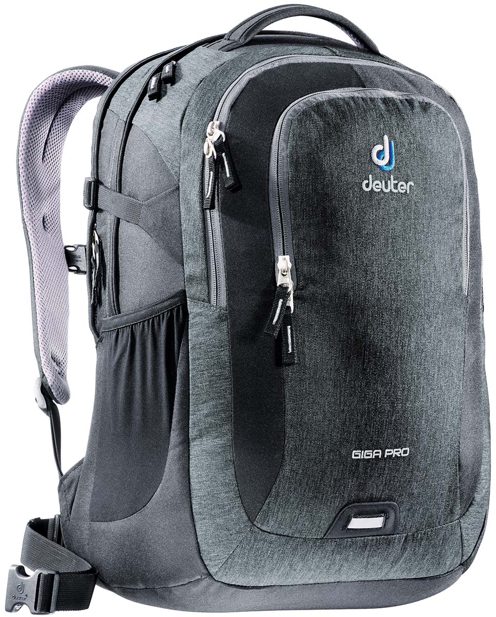 Рюкзак Deuter Daypacks Giga Pro, цвет: черный, серый, 31 л80434_7712 Рюкзак Deuter Daypacks Giga Pro, цвет: черный, серый, 31 л80434_7712Городской рюкзак Deuter Giga Pro правильный выбор для тех, кто ищет профессиональный рюкзак: все принадлежности идеально расположены и защищены. Имеется специальное мягкое съемное отделение для ноутбука. Система спинки Airstripes, большое основное отделение, в котором помещаются папки для бумаг , дно имеет мягкую подкладку, компрессионные стропы, удобная ручка для переноски, большой передний карман на молнии с органайзером, съемный набедренный ремень, петля с отражателем, второе основное отделение, со съемной мягкой сумкой под ноутбук 15,6 дюймов, боковой сетчатый карман.