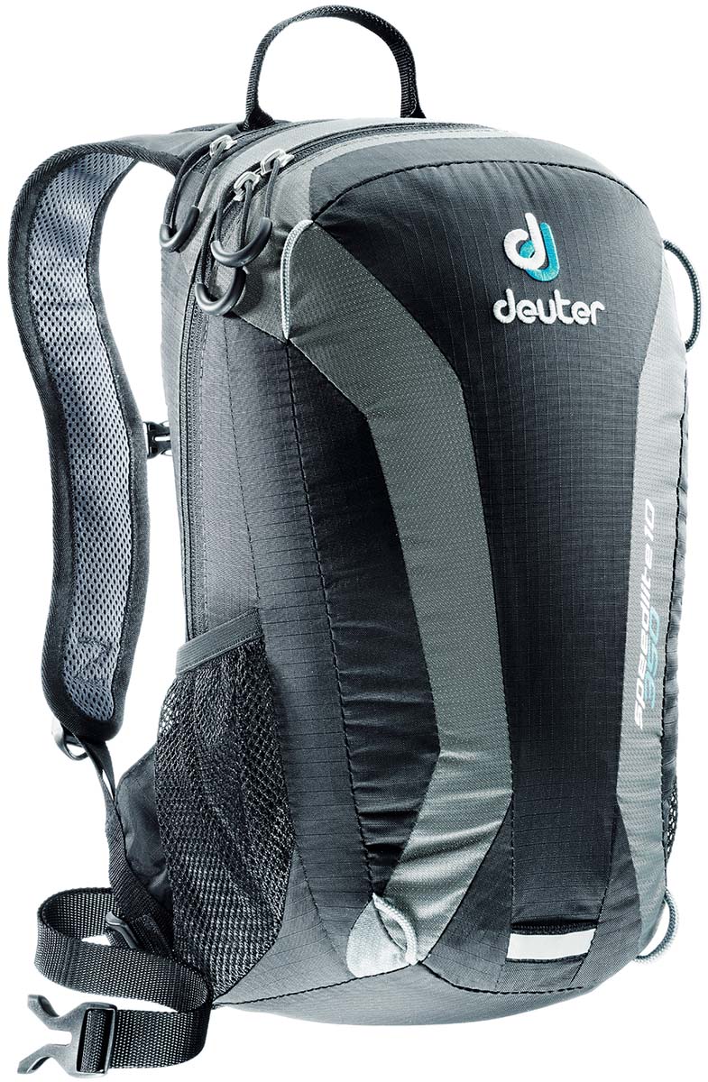 Рюкзак Deuter Speed lite 10, цвет: черный, темно-серый, 10л33101_7410 Рюкзак Deuter Speed lite 10, цвет: черный, темно-серый, 10л33101_7410Сверхлегкие спортивные рюкзаки для быстроногих атлетов. Вы почти не почувствуете их вес во время гонок по горам, соревнований по ски,туру, велосипедных марафонов, катаясь на равнинных лыжах, и даже просто догоняя уходящий автобус, эргономичные плечевые лямки целиком выполнены из объемной дышащей сетки 3D Air,Mesh для экономии веса, Оригинальная V,образная форма обеспечивает максимальную свободу движений и размещает нагрузку именно там, где она должна быть, между плеч , Молнии с удобными петлями для пальцев на замках, передний карман, усиленное дно, отражатель 3М, боковые сетчатые карманы позволяют легко достать калорийное питание или флягу с питьем, Вес: 380 г, Объем 15 л. Размеры: 43x23x16 см.