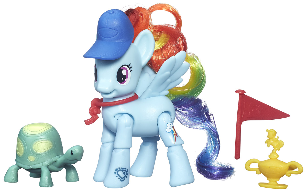 My Little Pony Игровой набор Пони Rainbow DashB3602EU4_B5676 My Little Pony Игровой набор Пони Rainbow DashB3602EU4_B5676Яркий игровой набор My Little Pony Пони Rainbow Dash привлечет внимание вашей малышки и не позволит ей скучать. Набор выполнен из безопасного пластика ярких цветов и состоит из фигурки пони, выполненной в виде принцессы Rainbow Dash. Ноги фигурки выполнены со специальными шарнирами, благодаря которым, ноги могут сгибаться и придавать пони разнообразные позы. Фигурка пони имеет подвижные крылья. В наборе присутствуют аксессуары для игры с пони: питомец-черепашка и призовой кубок. Образ пони дополнен синей кепкой и красным свистком, который можно одевать на шею. У принцессы-пони большие выразительные глазки, длинная грива и хвост, которые малышка сможет с удовольствием расчесывать. Ваша малышка будет часами играть с набором, придумывая различные истории. Порадуйте ее таким замечательным подарком!