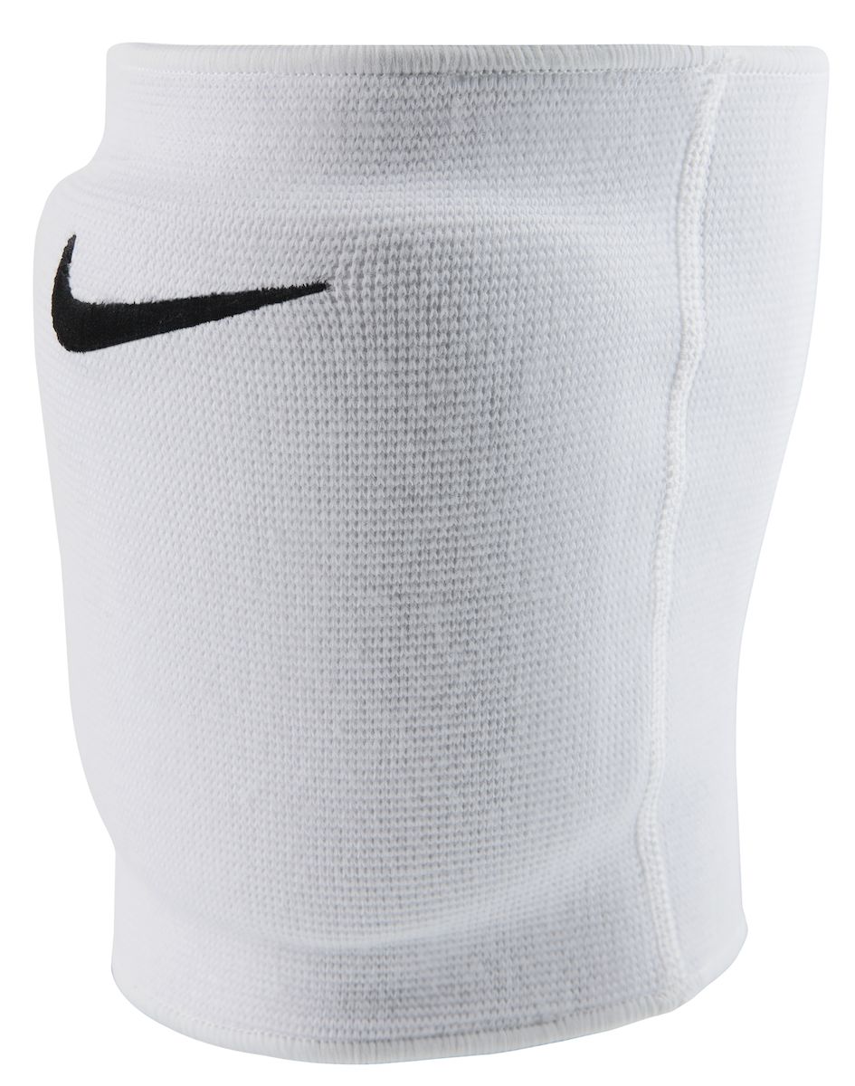 Наколенник Nike для игры в волейбол, цвет: белый. Размер M/LN.VP.06.100.ML Наколенник Nike для игры в волейбол, цвет: белый. Размер M/LN.VP.06.100.MLЗащитный наколенник для волейбола. В составе - вспененная резина, не натирают, комфортно сидят на ноге. С внутренней стороны - мягкая подкладка. Не стесняет движения. Очень легкие и плотно обтягивают ногу.
