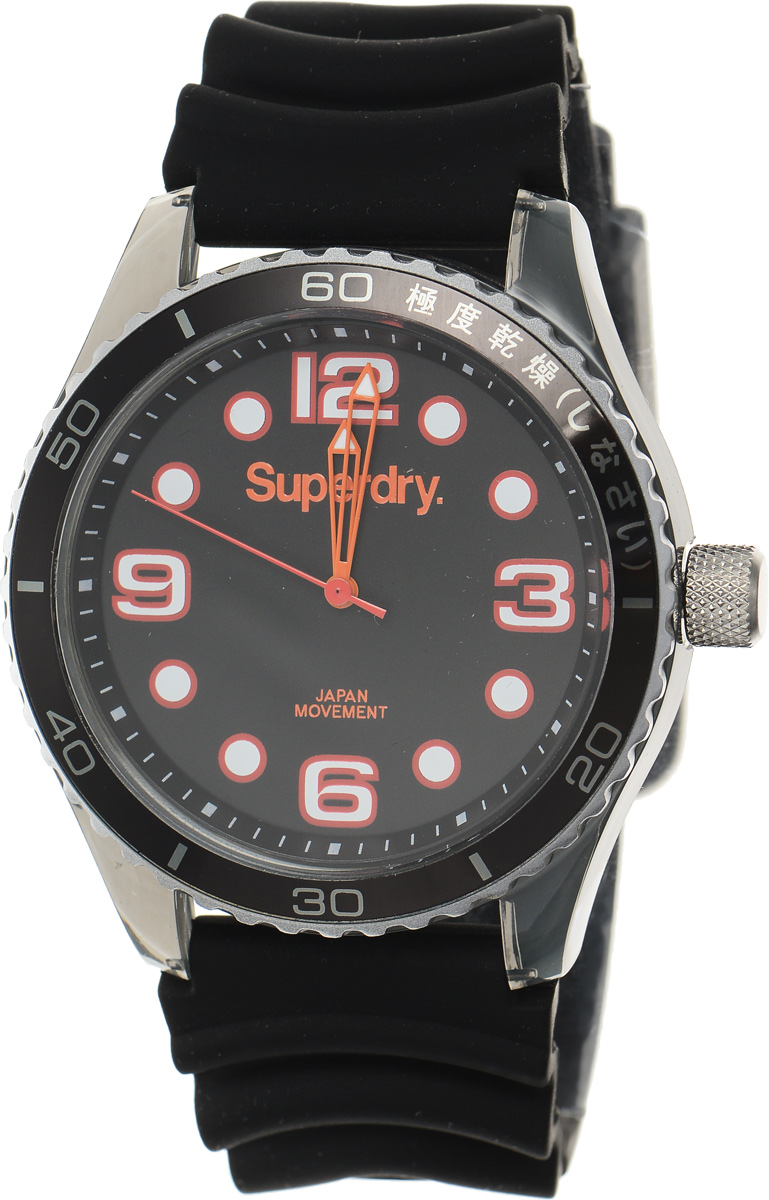 Часы наручные Superdry Urban, цвет: черный. SYG163BSYG163B Часы наручные Superdry Urban, цвет: черный. SYG163BSYG163BСтильные часы Superdry Urban выполнены из пластика и хезалитового стекла. Циферблат оформлен символикой бренда. Корпус изделия оснащен кварцевым механизмом и дополнен устойчивым к царапинам хезалитовым стеклом. Ремешок современного дизайна выполнен из силикона и оснащен пряжкой, которая позволит с легкостью снимать и надевать изделие. Часы поставляются в фирменной упаковке. Часы Superdry Urban сочетают в себе американский винтаж, японскую эстетику и традиционный британский стиль, тем самым прекрасно дополнят образ.