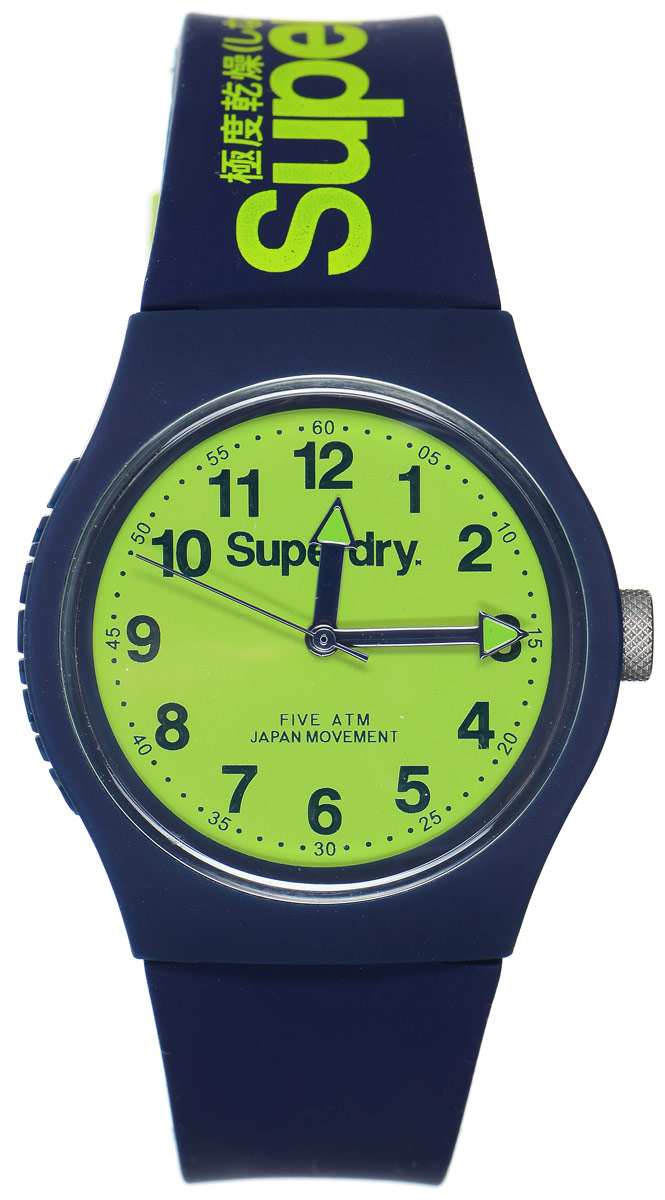 Часы наручные Superdry Urban, цвет: темно-синий. SYG164UNSYG164UN Часы наручные Superdry Urban, цвет: темно-синий. SYG164UNSYG164UNСтильные часы Superdry Urban выполнены из нержавеющей стали и пластика. Циферблат оформлен символикой бренда. Корпус изделия имеет степень влагозащиты 5 Bar, оснащен кварцевым механизмом и дополнен устойчивым к царапинам хезалитовым стеклом. Ремешок современного дизайна выполнен из силикона и оснащен пряжкой, которая позволит с легкостью снимать и надевать изделие. Часы поставляются в фирменной упаковке. Часы Superdry Urban сочетают в себе американский винтаж, японскую эстетику и традиционный британский стиль, тем самым прекрасно дополнят образ.