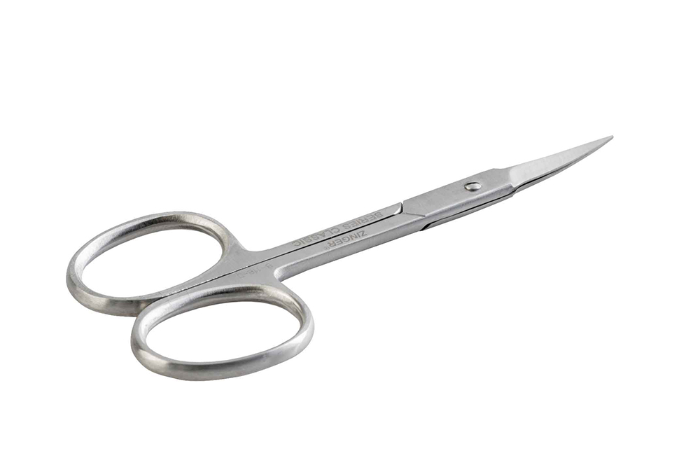 Zinger Ножницы маникюрные zo-B-118-D\FD-SH-Salon45427 Zinger Ножницы маникюрные zo-B-118-D\FD-SH-Salon45427Ножницы для маникюра для салонного ухода в домашних условиях. Ножницы профессионально заточены и имеют острый кончик. Лезвия плотно сходятся, работают мягко и свободно, позволяют легко и качественно обработать ногти. Аккуратная эргономичная форма ножниц, высокое качество стали и анатомический дизайн ручек доставляют удовольствие в работе. Цвет - матовое серебро.