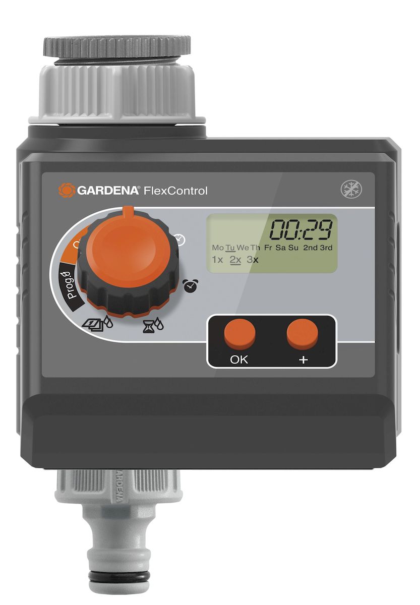 Таймер подачи воды Gardena FlexControl01883-29.000.00 Таймер подачи воды Gardena FlexControl01883-29.000.00Таймер подачи воды Gardena FlexControl процесс полива проще. Таймер подачи воды подключается напрямую к водопроводному крану и надежно управляет поливом в соответствии с выбранным временем и продолжительностью. Это означает, что вам никогда не нужно волноваться о поливе, будь то это будни или отпуск. Удобная съемная панель делает регулировку настроек проще. Наглядный дисплей: LCD дисплей четко отображает выбранные настройки, например, день недели, частота полива. Программирование является интуитивно понятным. Выберите время начала полива, продолжительность и частоту с помощью поворотного регулятора и двух кнопок. Вы также можете выбрать конкретные дни недели, когда должен осуществляться полив. Когда вы скорректируете настройки, таймер будет контролировать полив точно в соответствии с вашими пожеланиями. Для работы таймера требуется одна щелочная батарейка типа крона 9 В (не входит в комплект). Предусмотрена индикация уровня заряда батареи. Вы всегда будете знать, когда...