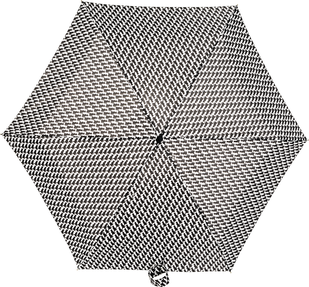 Зонт женский Fulton, механический, 5 сложений, цвет: черный, белый. L501-3020L501-3020 KittyLink Зонт женский Fulton, механический, 5 сложений, цвет: черный, белый. L501-3020L501-3020 KittyLinkКомпактный женский зонт Fulton выполнен из металла, пластика. Каркас зонта выполнен из шести спиц на прочном стержне. Купол зонта изготовлен прочного полиэстера. Закрытый купол застегивается на липучку хлястиком. Практичная рукоятка закругленной формы разработана с учетом требований эргономики и выполнена из натурального каучука. Зонт складывается и раскладывается механическим способом. Такой зонт не только надежно защитит от дождя, но и станет стильным аксессуаром.