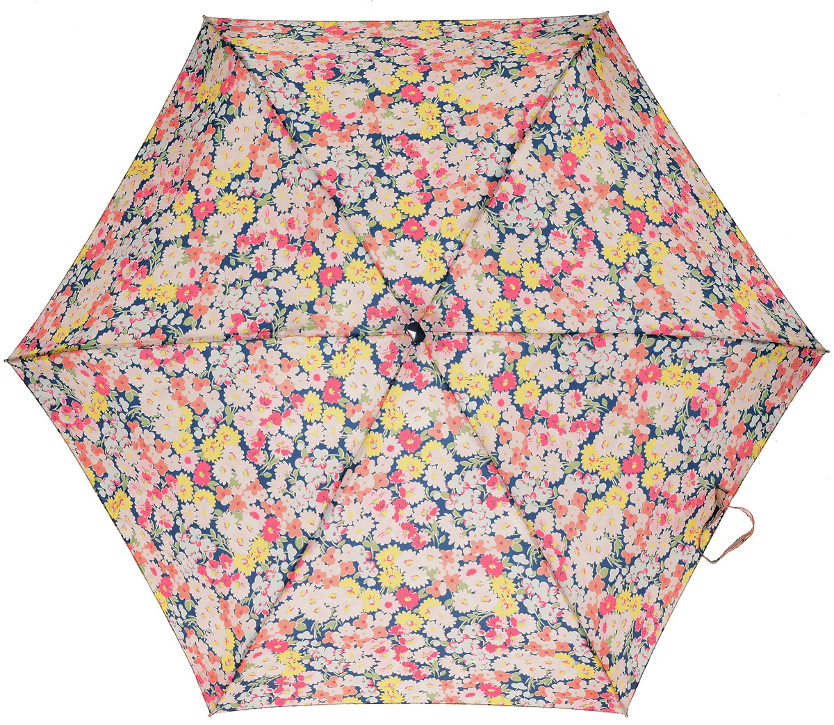 Зонт женский механика Cath Kidston Fulton, расцветка: расцветкаы. L521-3132 Daisy BedL521-3132 DaisyBed Зонт женский механика Cath Kidston Fulton, расцветка: расцветкаы. L521-3132 Daisy BedL521-3132 DaisyBedПрочный, необыкновенно компактный зонт, который с легкостью поместится в маленькую сумочку. Удобный плоский чехол. Облегченный алюминиевый каркас с элементами из фибергласса. Ветроустойчивая конструкция. Размеры зонта в сложенном виде 15смх6смх3см, диаметр купола 87 см.