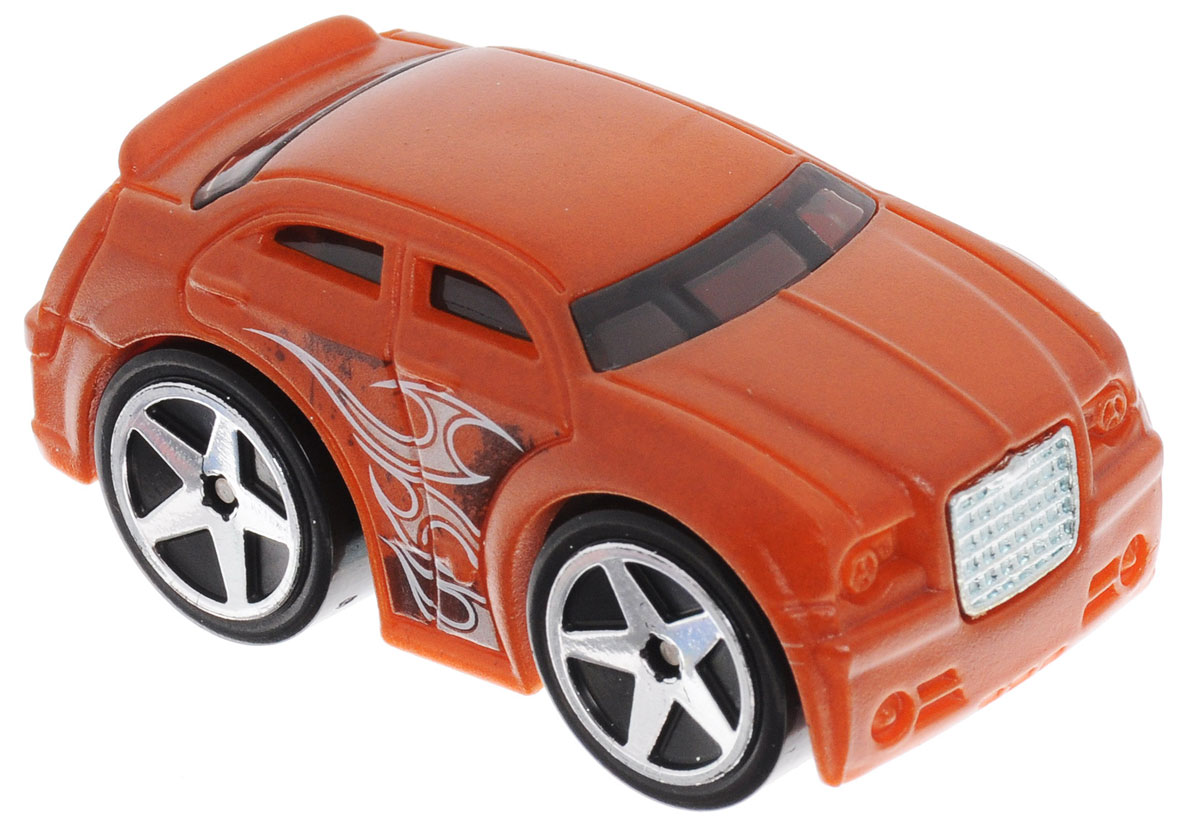 Hot Wheels Color Shifters Машинка Chrysler 300C BlingBHR15_DNN05 Hot Wheels Color Shifters Машинка Chrysler 300C BlingBHR15_DNN05Удивительная машинка Hot Wheels Color Shifters Chrysler 300C Bling - из самой оригинальной и интересной серии, которая приведет каждого мальчишку в восторг - Color Shifters. Теперь можно самому тюнинговать свою любимую машинку - для этого нужна лишь холодная или горячая вода! Просто опустите машинку в воду и следите за тем, как она меняет свой цвет! Можно создать уникальную машинку, чередуя горячую и холодную воду на разных частях автомобиля. При помощи лишь одного всплеска воды машинки серии Color Shifters трансформируются в новые! Порадуйте своего малыша таким замечательным подарком!