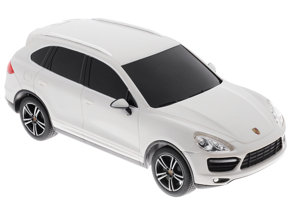 Rastar Радиоуправляемая модель Porsche Cayenne Turbo цвет белый масштаб 1:2446100_белый Rastar Радиоуправляемая модель Porsche Cayenne Turbo цвет белый масштаб 1:2446100_белыйРадиоуправляемая модель Rastar Porsche Cayenne Turbo является точной копией настоящего автомобиля в масштабе 1/24. Управление автомобилем происходит с помощью удобного пульта. Машина двигается вперед и назад, поворачивает направо, налево и останавливается. Колеса игрушки прорезинены и обеспечивают плавный ход, машинка не портит напольное покрытие. Пульт управления работает на частоте 27 MHz. Радиоуправляемые игрушки способствуют развитию координации движений, моторики и ловкости. Ваш ребенок часами будет играть с моделью, придумывая различные истории и устраивая соревнования. Порадуйте его таким замечательным подарком! Машина работает от 3 батареек напряжением 1,5V типа АА (не входят в комплект). Пульт управления работает от 2 батареек напряжением 1,5V типа АА (не входят в комплект).