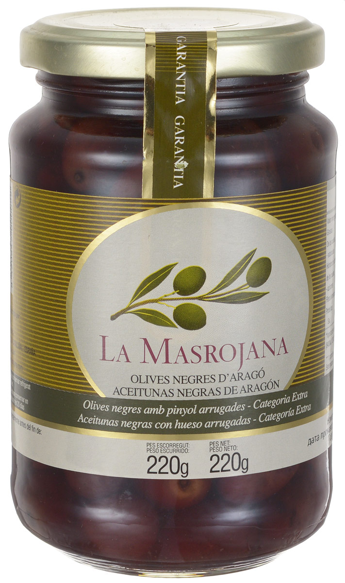 La Masrojana оливки черные сорта Арагон с косточкой, 220 г8420642000022 La Masrojana оливки черные сорта Арагон с косточкой, 220 г8420642000022Черные оливки La Masrojana сорта Арагон с косточкой без искусственных добавок: красителей, консервантов, усилителей вкуса! Это единственная натуральная черная оливка, которая не подвергается химической обработке для приобретения черного цвета. Для изготовления использую только натуральные ингредиенты - вода, морская соль. Тот факт, что этот сорт собирают в уже зрелом виде придает оливкам не такую твердую структуру, как у окрашенных черных оливок, и более мягкий и приятный вкус, абсолютно отличающийся от других оливок. Эти оливки собираются вручную, таким образом, мы предотвращаем их повреждение и удары об стекло, предоставляя продукт наивысшего качества. Эти оливки - идеальная закуска, отлично сочетаются с оливковым маслом, пряными травами или чесноком. Сбор оливок осуществляется вручную, в результате оливки отличного качества и после обработки, имеют исключительный цвет и аромат, который отражает традиции и образ жизни.