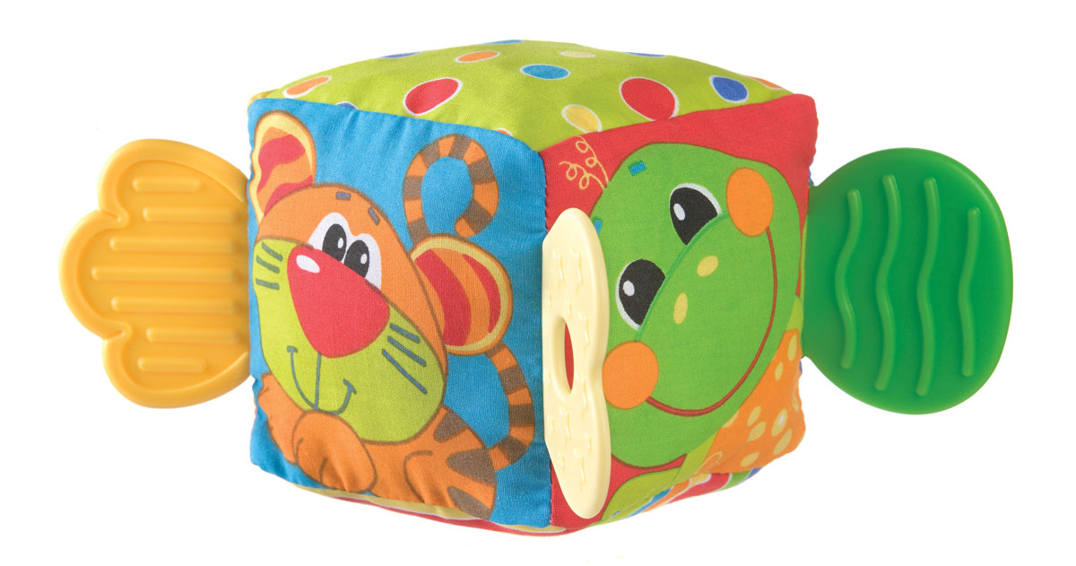 Playgro Игрушка Кубик0180170 Playgro Игрушка Кубик0180170Кубик-прорезыватель идеален в период прорезывания зубок, в который малыш особенно беспокоен. Внутри кубика находится погремушка, которая обязательно заинтересует его. Разные по фактуре материалы тренируют мелкую моторику.
