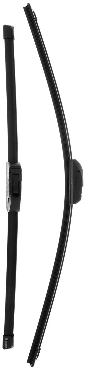 Щетка стеклоочистителя Bosch AR991S, бескаркасная, со спойлером, длина 57,5/65 см, 2 шт3397118991 Щетка стеклоочистителя Bosch AR991S, бескаркасная, со спойлером, длина 57,5/65 см, 2 шт3397118991Комплект Bosch AR991S состоит из двух бескаркасных щеток разного размера. Щетки выполнены по современной технологии из высококачественных материалов и предназначены для установки на переднее стекло автомобиля. Отличаются высоким качеством исполнения и оптимально подходят для замены оригинальных щеток, установленных на конвейере. Обеспечивают качественную очистку стекла в любую погоду. AEROTWIN - серия бескаркасных щеток компании Bosch. Щетки имеют встроенный аэродинамический спойлер, что делает их эффективными на высоких скоростях, и изготавливаются из многокомпонентной резины с применением натурального каучука. Комплектация: 2 шт.