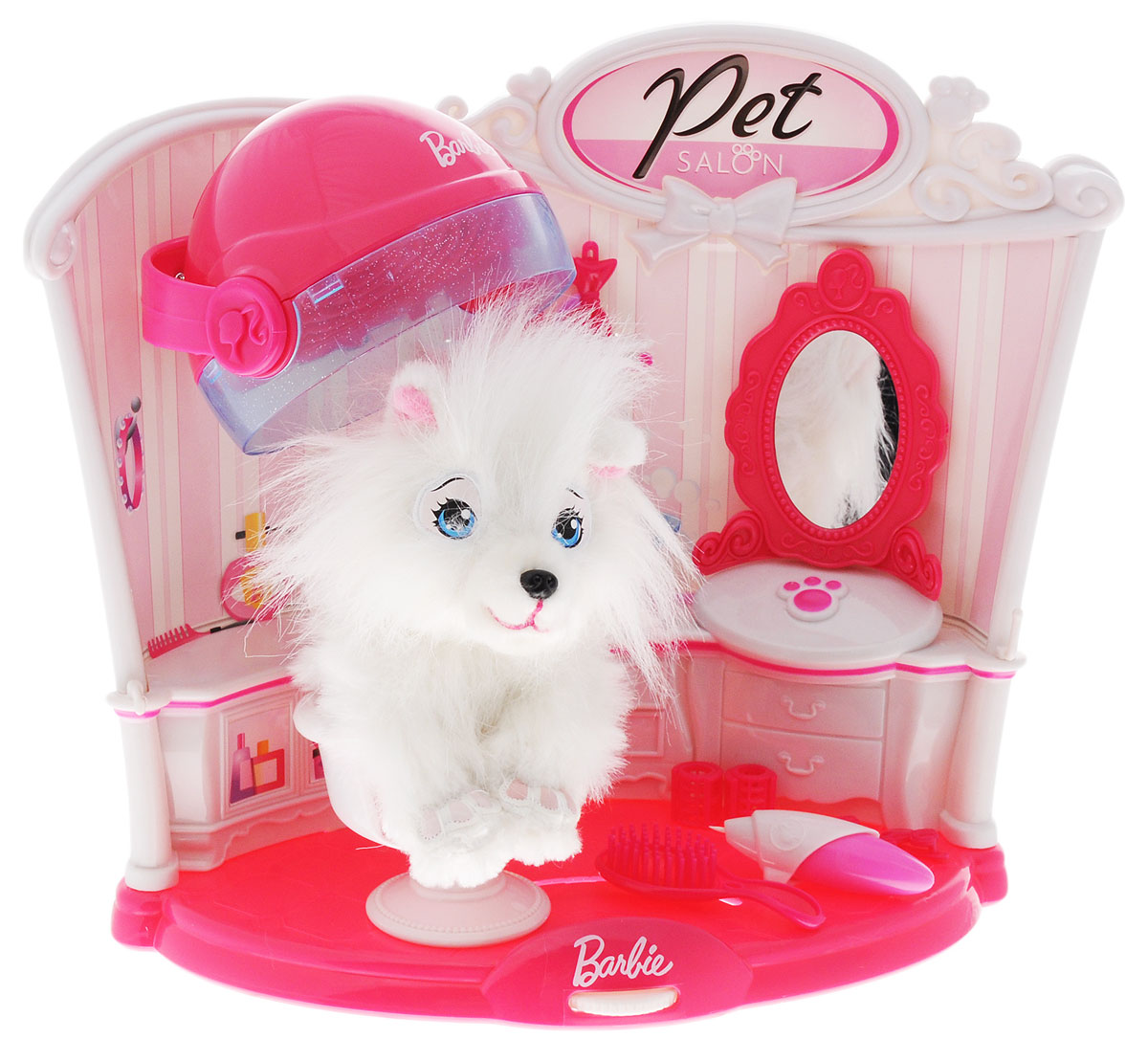 Barbie Игровой набор Салон для питомцаBBPS1 Barbie Игровой набор Салон для питомцаBBPS1Игровой набор Barbie Салон для питомца представляет собой уникальный красочный игровой вариант салона красоты для белоснежного домашнего питомца. Аксессуарами из набора можно причесать длинную шерсть собачки, завить ее миниатюрными бигуди, сделать химию и покрасоваться полученным результатом перед зеркальцем. В состав набора вошли - изящная собачка, восседающая на салонном кресле как на троне, уютная комната салона красоты с множеством профессиональных средств для укладки шерсти - массажная щетка, флакончик для жидкости, бигуди, заколки, резинки, а также шкафчики, зеркало, сушилка. Все выполнено в розово-белом цвете. Девочки, получив такой набор в подарок, научатся ухаживать и бережно относиться к домашним питомцам, смогут проявить свою фантазию и креатив в создании салонных образов и причесок. Необходимо купить батарейку напряжением 1,5V типа АА (не входит в комплект).