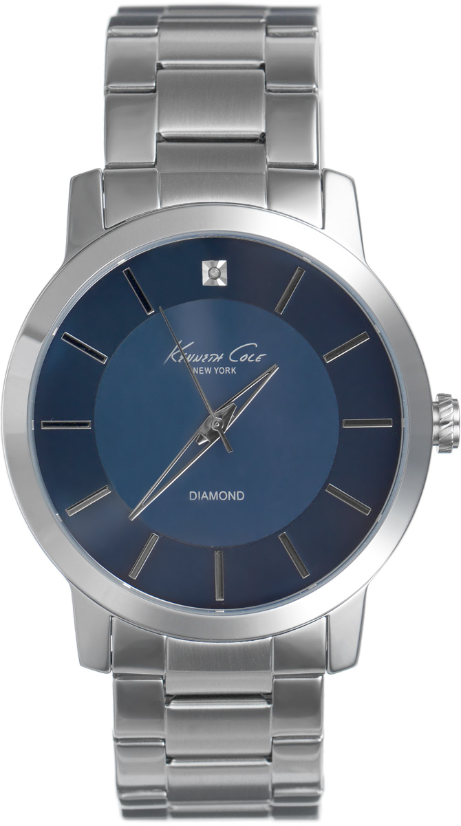 Часы наручные мужские Kenneth Cole, цвет: серебристый. IKC9329IKC9329 Часы наручные мужские Kenneth Cole, цвет: серебристый. IKC9329IKC9329Стильные мужские часы Kenneth Cole выполнены из латуни, нержавеющей стали и минерального стекла. Циферблат изделия дополнен символикой бренда и украшен бриллиантовой вставкой. Часы оснащены кварцевым механизмом с тремя стрелками, полированным корпусом, устойчивым к царапинам минеральным стеклом, степенью влагозащиты 5atm. Изделие дополнено ремешком из нержавеющей стали, оснащенным удобной раскладывающейся застежкой, позволяющей максимально комфортно и быстро снимать и одевать часы. Часы поставляются в фирменной упаковке. Часы Kenneth Cole подчеркнут мужской характер и отменное чувство стиля их обладателя.