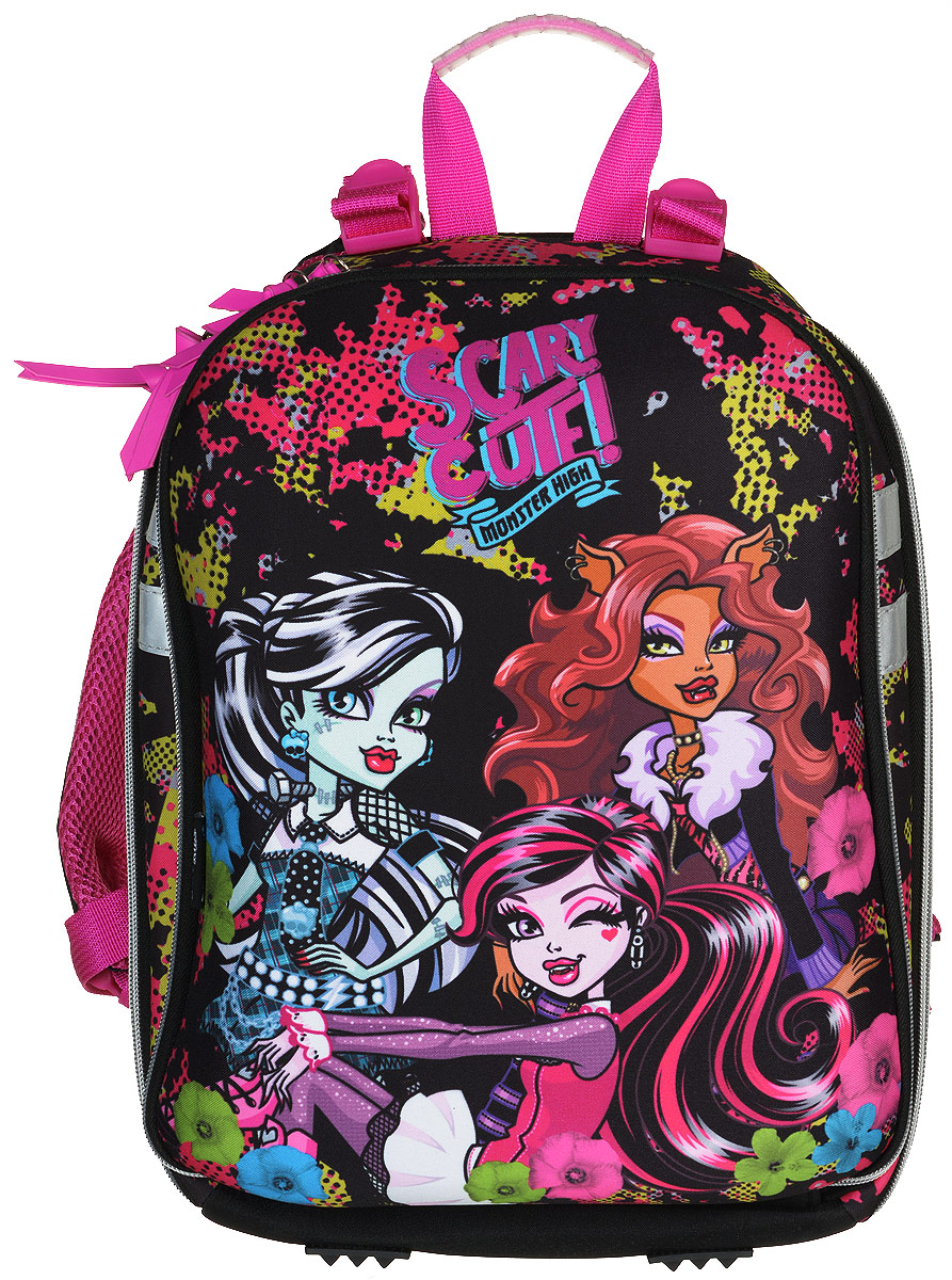 Monster High Ранец школьный Scary Cute!MHDB-UT1-755 Monster High Ранец школьный Scary Cute!MHDB-UT1-755Школьный ранец Monster High Scary Cute! подойдет всем, кто хочет разнообразить свои школьные будни. Ранец выполнен из прочного материала и оформлен изображением героев мультфильма Школа Монстров. Ранец имеет два основных вместительных отделения на застежках-молниях с двумя бегунками. В наибольшем отделении расположены: мягкий карман, фиксирующийся хлястиком на липучке, на противоположной стороне - открытый карман. Во втором отделении находится открытый карман-сетка и два небольших кармашка. Ранец оснащен эргономичной ручкой для удобной переноски. Особая многослойная конструкция задней стенки оснащена мягкими подкладками, принимающими анатомическую форму, что обеспечивает оптимальное прилегание к спине и равномерное распределение нагрузки, а воздухообменная сетка обеспечивает максимальный комфорт при эксплуатации. Мягкие анатомические лямки позволяют легко и быстро отрегулировать рюкзак в соответствии с ростом. Прочное дно с пластиковыми...