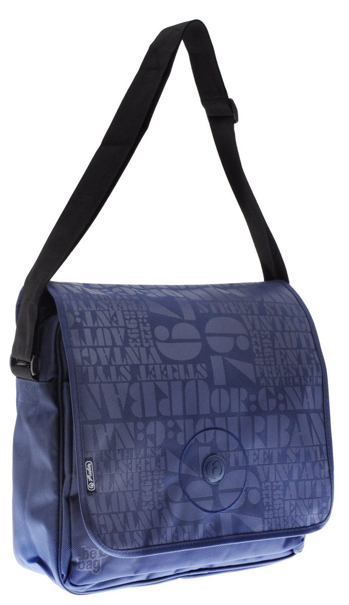 Herlitz Сумка школьная Be Bag Urban11281490 Herlitz Сумка школьная Be Bag Urban11281490Школьная сумка Herlitz Be Bag Urban - идеальный выбор для школы, университета или досуга. Сумка имеет вместительное отделение, которое закрывается на застежку-молнию с двумя бегунками и клапаном. Внутри отделения находятся два открытых сетчатых кармана и карман на молнии. Под клапаном с лицевой стороны расположен накладной карман на застежке-молнии, внутри которого находятся три открытых кармашка, карман на застежке-молнии и пластиковый карабин для ключей. Клапан крепится на кнопках, его можно отстегнуть и использовать сумку без него. На одну сторону клапана нанесен рисунок, другая имеет однотонный цвет. Широкая лямка регулируется по длине. Лаконичный и сдержанный дизайн подчеркнет индивидуальность и порадует своей функциональностью. Рекомендуемый возраст: от 6 лет.