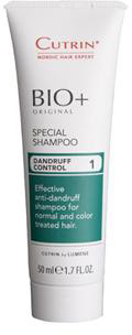 Cutrin Специальный шампунь против перхоти дорожный BIO+ Special Shampoo, 50 млCUD06-14242 Cutrin Специальный шампунь против перхоти дорожный BIO+ Special Shampoo, 50 млCUD06-14242Cutrin BIO + Energen Shampoo Специальный шампунь (дорожный) эффективное ухаживающее средство за любым типом волос. Шампунь создан специально для женщин, подходит для окрашенных, завитых и вьющихся волос, для постоянного использования в любых ситуациях. Сбалансированный состав шампуня, обогащенный всеми необходимыми питательными компонентами в сочетании с витаминным комплексом и экстрактом конского каштана, дает потрясающий результат и позволяет всегда и везде иметь красивые, ухоженные роскошные волосы. Шампунь прекрасно очищает волосы, стимулирует и нормализует выработку кератина, способствует предупреждению и замедлению образования седины и выпадения волос. Мягкая формула шампуня и прекрасно сбалансированный состав это глубокое питание, увлажнение и надежная бережная защита волос и кожи головы от воздействия любых стресс- факторов внешней среды. Cutrin BIO+ Energen Shampoo это сила, красота и здоровье ваших волос. Будьте всегда неотразимы и уверены в себе каждую минуту!