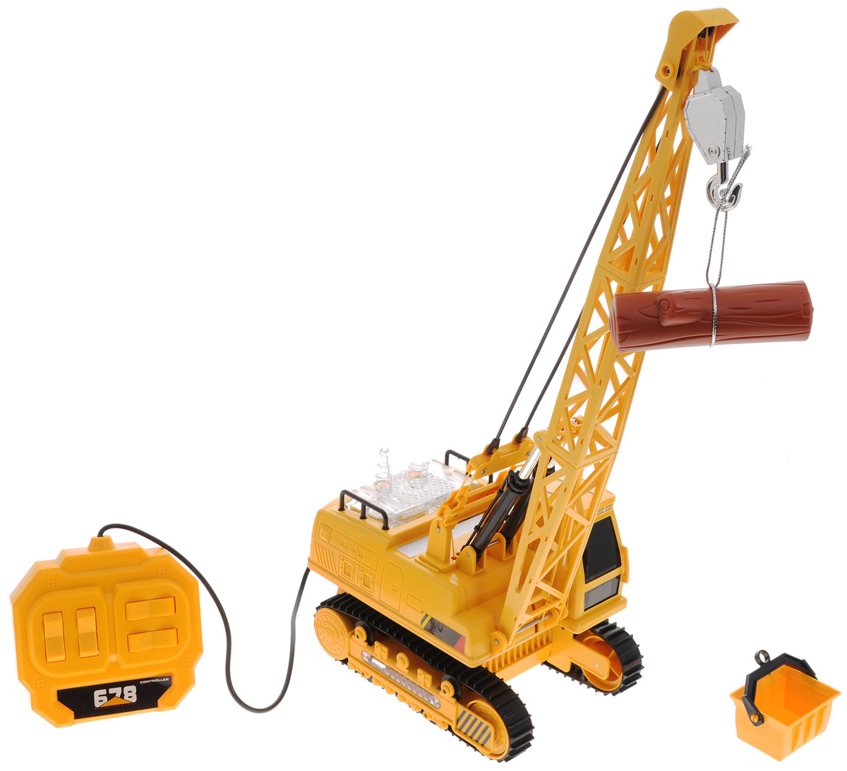 ABtoys Подъемный кран на проводном управленииC-00164 ABtoys Подъемный кран на проводном управленииC-00164Подъемный кран на проводном управлении ABtoys обязательно привлечет внимание вашего ребенка. Игрушка выполнена из прочного пластика в виде подъемного крана на гусеничном ходу с высокой степенью детализации. Игрушка может двигаться вперед, назад, поворачивать направо и налево, поднимать и опускать стрелу, поворачивать башню на 680° (почти два полных оборота). Движение крана, его стрелы, повороты башни управляются с помощью проводного пульта. Работа игрушки сопровождается световыми и звуковыми эффектами. В комплекте с краном также идет ковш, который можно подвесить к крюку стрелы, и бревно. Малыш проведет с этой игрушкой много увлекательных часов, воспроизводя свою стройку. Ваш ребенок будет в восторге от такого подарка! Для работы игрушки необходимы 6 батареек типа АА напряжением 1,5V (не входят в комплект).