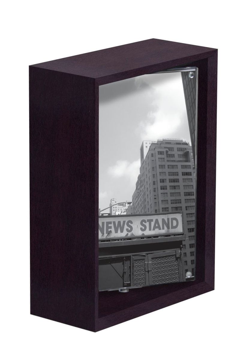 Набор фоторамок HomeMaster, цвет: темно-коричневый, 15 x 11 x 5 см, 6 шт84147Espresso Набор фоторамок HomeMaster, цвет: темно-коричневый, 15 x 11 x 5 см, 6 шт84147EspressoНабор из 6 одинаковых деревянных рамкок для фотографий с оргстеклом. Фотографии фиксируются между 2ух стекол, а стекла крепятся между собой магнитами зафиксированными по углам. За счет этого фоторамка является двухсторонней. для фото 8 х 13 см.
