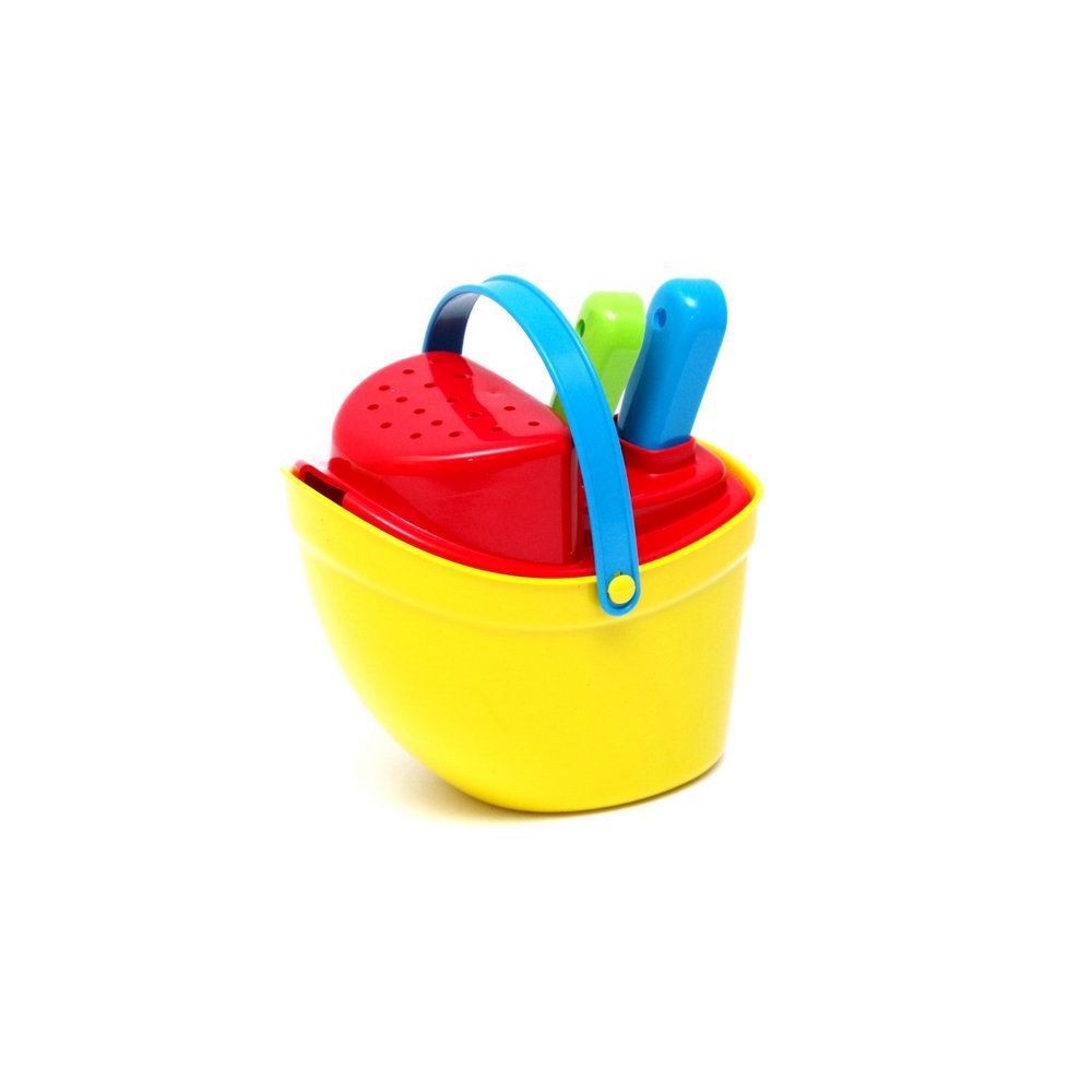 Karolina Toys Песочный набор Пароходик40-0040 Karolina Toys Песочный набор Пароходик40-0040Набор для игры в песочнице 5 в 1 выполнен виде пароходика в собранном состоянии. В набор входит: ведерко, лопатка, грабли, сито, лейка. Главное преимущество этого набора состоит в его компактности и оригинальном дизайне - в небольшом объеме содержится сразу 5 элементов для игры ребенка в песке. При установке крышки в ведерко - оно превращается в лейку, за счет специального отверстия в крышке. Также, крышку можно использовать отдельно как сито для просеивания песка.