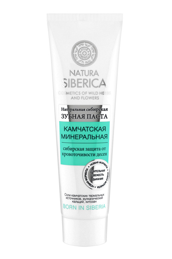 Natura Siberica зубная паста Камчатская минеральная 100 гр086-00-32710 Natura Siberica зубная паста Камчатская минеральная 100 гр086-00-32710Зубная паста Камчатская минеральная от компании Natura Siberica бережно ухаживает за зубами, восстанавливает зубную эмаль, устраняет микротрещины, эффективно защищает от кариеса. Входящие в состав активные компоненты очищают и полируют зубную эмаль, не повреждая ее структуру, делают более прочной, гладкой и блестящей, не повреждая ее cтруктуру, укрепляют и снимают воспаление десен, а также препятствуют образованию налета.