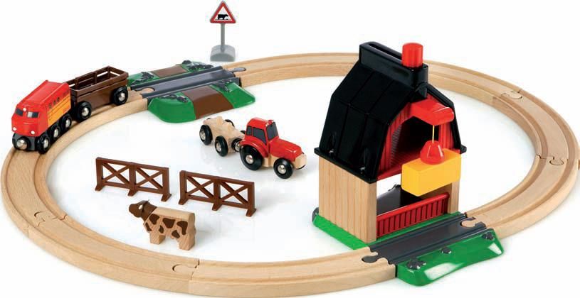 Brio Железная дорога с мини-фермой и кормушкой33719 Brio Железная дорога с мини-фермой и кормушкой33719Животные пасутся, а трактор перевозит сено. Подъемник подымает и опускает сено в кормушку. Когда приходит время кормить животных, поместите их в вагончик с помощью раскладной рампы, и отвезите до кормушки. Паровозики без функций, для катания руками.