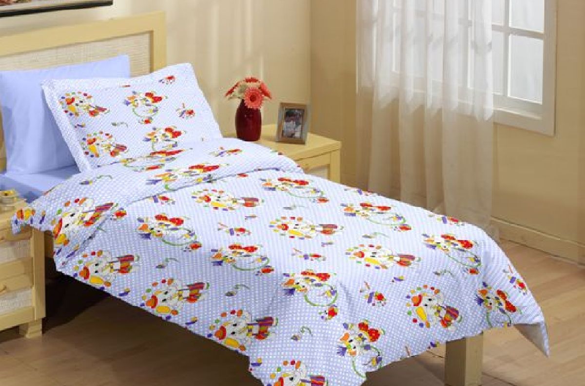 Комплект детского постельного белья Liya Home Collection Слоненок, 1,5-спальный, наволочки 70x70, цвет: светло-зеленый0000120000454 Комплект детского постельного белья Liya Home Collection Слоненок, 1,5-спальный, наволочки 70x70, цвет: светло-зеленый0000120000454Liya Tekstil производитель тканей и готовой продукции для дома.В нашем ассортименте комплекты постельного белья из - поплина ( 100% хлопок пл 115х125 гр/м2 ),- сатина ( 100% хлопок пл 130х140 гр/м2,) ,поликаттон (60%хлопка,40%пэ 115гр/м2), крашение реактив.Мы гарантируем ГОСТовский пошив наших комплектов, эксклюзивная упаковка которая пользуется спросом на рынке.