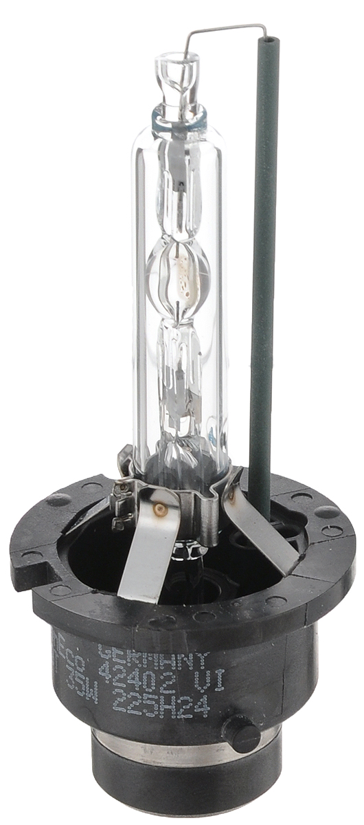 Лампа автомобильная ксеноновая Philips Xenon Vision, для фар, цоколь D4S (P32d-5), 42V, 35W42402VIC1 Лампа автомобильная ксеноновая Philips Xenon Vision, для фар, цоколь D4S (P32d-5), 42V, 35W42402VIC1Ксеноновая лампа для автомобильных фар Philips Xenon Vision изготовлена из кварцевого стекла, устойчивого к УФ-излучению. Такое стекло обладает более высокой прочностью (по сравнению с тугоплавким стеклом) и отличается высокой устойчивостью к перепадам температур и вибрации. Например, при попадании влаги на работающую лампу изделие не взрывается и продолжает работать. Лампы выдерживают высокое внутреннее давление, поэтому такое кварцевое стекло обеспечивает более мощный свет. Лампы Xenon HID (High Intensity Discharge - разряд высокой интенсивности) производят в два раза больше света, обеспечивая лучшую видимость на дороге в любых условиях. Интенсивный белый свет ламп Xenon HID, схожий с дневным светом, помогает водителям сохранять концентрацию внимания и быстрее реагировать на препятствия и дорожные знаки, чем при использовании традиционных ламп. Ксеноновые лампы Philips Xenon Vision позволяют заменить одну перегоревшую ксеноновую лампу, так как цветовая температура...