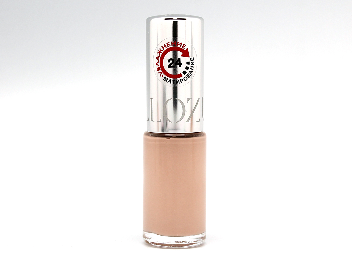 Yllozure тональное средство Foundation Cream Matt , тон 22, 30 мл5422 Yllozure тональное средство Foundation Cream Matt , тон 22, 30 мл5422Стойкий тональный крем c 24-х часовым действием. Создает ровное матовое покрытие, убирая нежелательный блеск. Легко и равномерно распределяется, ложится тончайшим слоем «второй кожи», скрывая несовершенства, выравнивая структуру и тон лица, сужая поры. За счет сетчатой микроструктуры не препятствует кожному дыханию. Обладает достаточно плотной маскирующей текстурой, при этом не содержит масел. Создает ровное покрытие -матовую вуаль с легким эффектом пудры. Позволяет создать изысканный макияж. Подходит для жирной и комбинированной кожи.