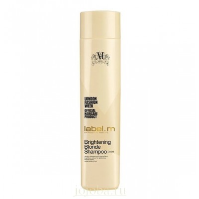 Label.m Осветляющий шампунь для блондинок Brightening Blonde Shampoo, 300 млLSBB0300 Label.m Осветляющий шампунь для блондинок Brightening Blonde Shampoo, 300 млLSBB0300Мягко очищает и увлажняет волосы, постепенно осветляя их, предотвращает пересыхание и появление медных оттенков.